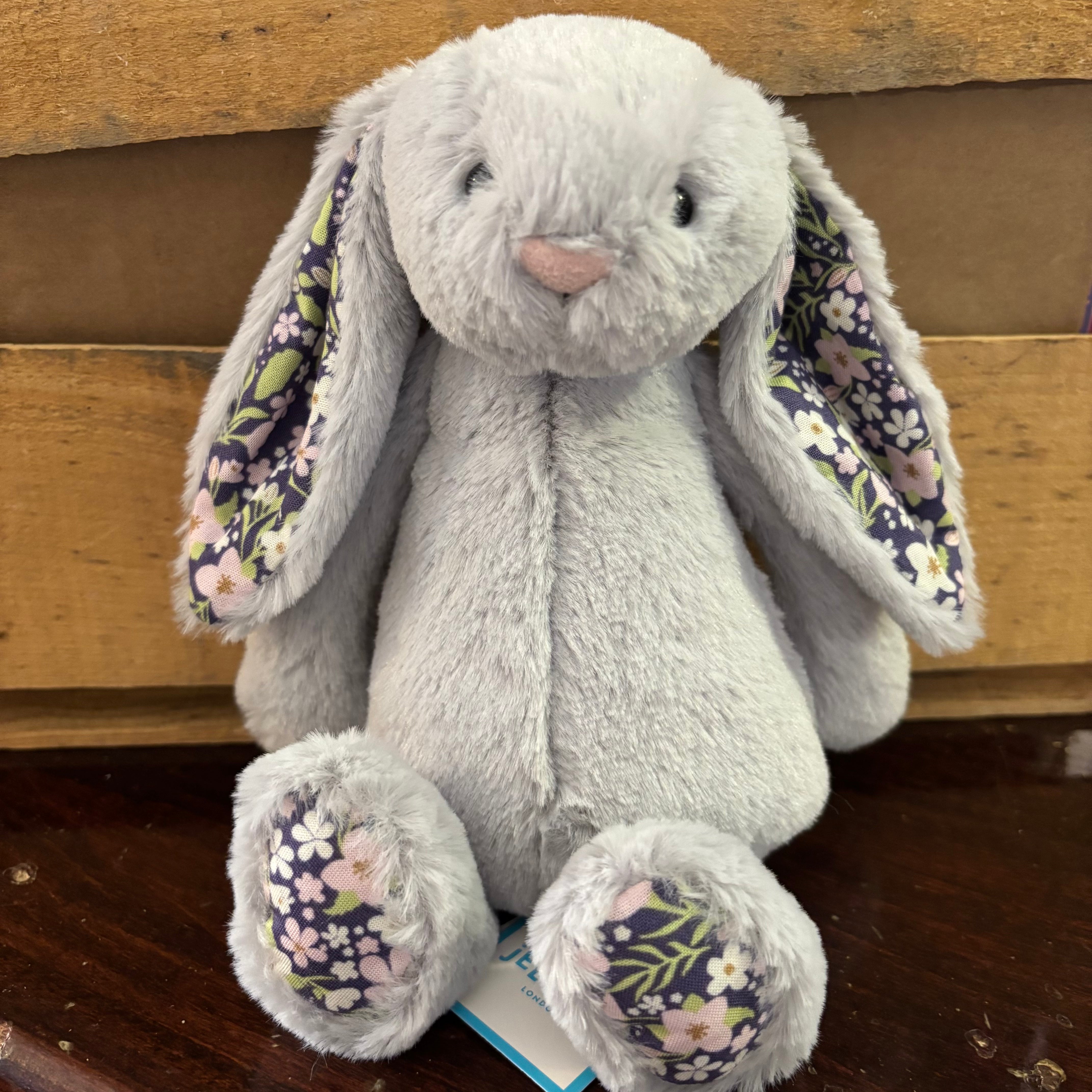  Blossom Silver Bunny Bloom Mサイズ Blossom Silver Bunny 'Bloom' - Official Jellycat
