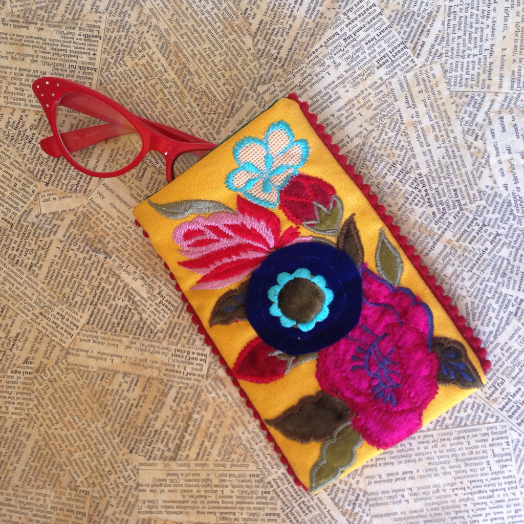 embroidered floral eyeglass holder -  yellow
