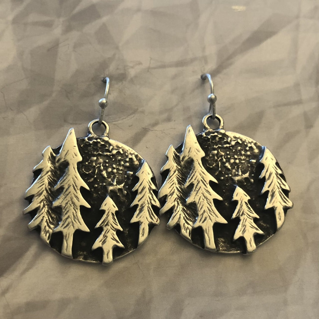 Tree round silver earrings