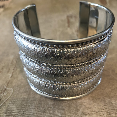 patterned bright silver cuff