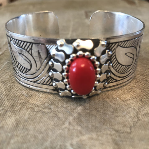 Craft a Leather & Stamped Metal Bracelet - South House Designs