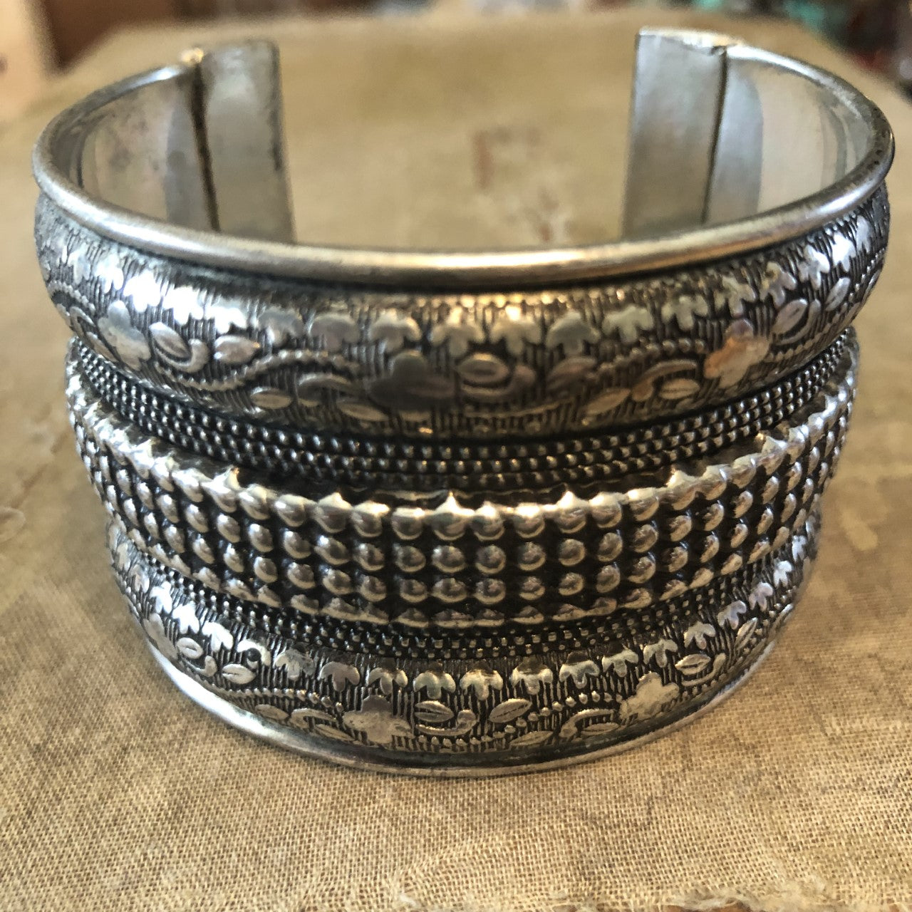 Antique Hill Tribe Silver Spiral Cuff Bracelet, Hand-Engraved, Thailand, c.  1900 For Sale at 1stDibs | silver spiral bracelet, bracelet from thailand,  siam sterling